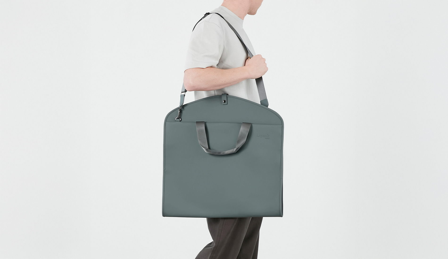 Housses pour vêtements